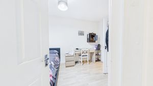 Photo 9- click for photo gallery